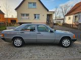 Mercedes-Benz 190 - Mercedes-Benz 190 aus 1990