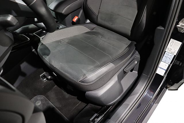 T-Roc Style 1.0 TSI BlackStyle AHK Winterr. ACC 