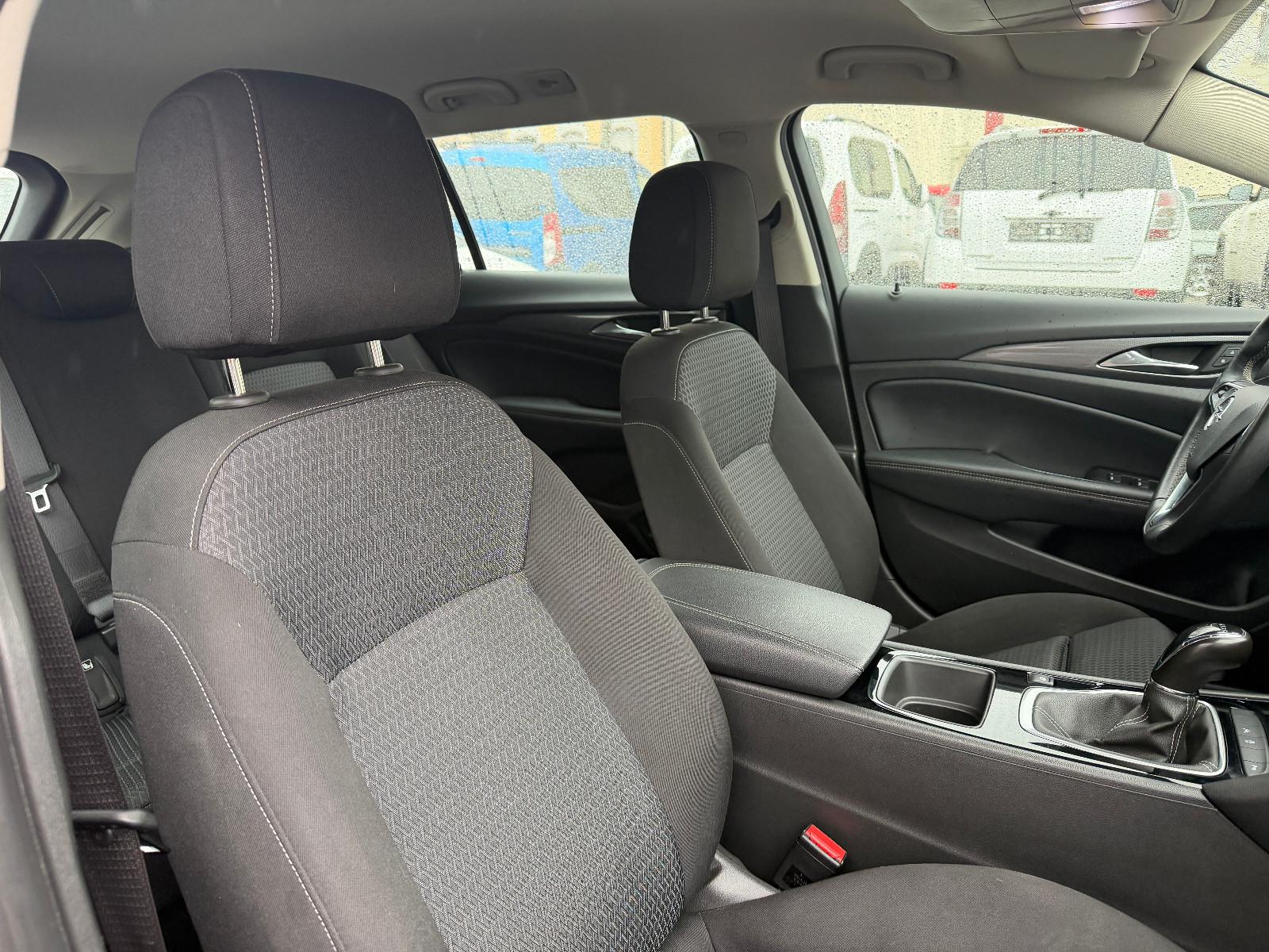Opel Insignia B 1.5 CDTi Edition Navi LED SHZ PDC AHK