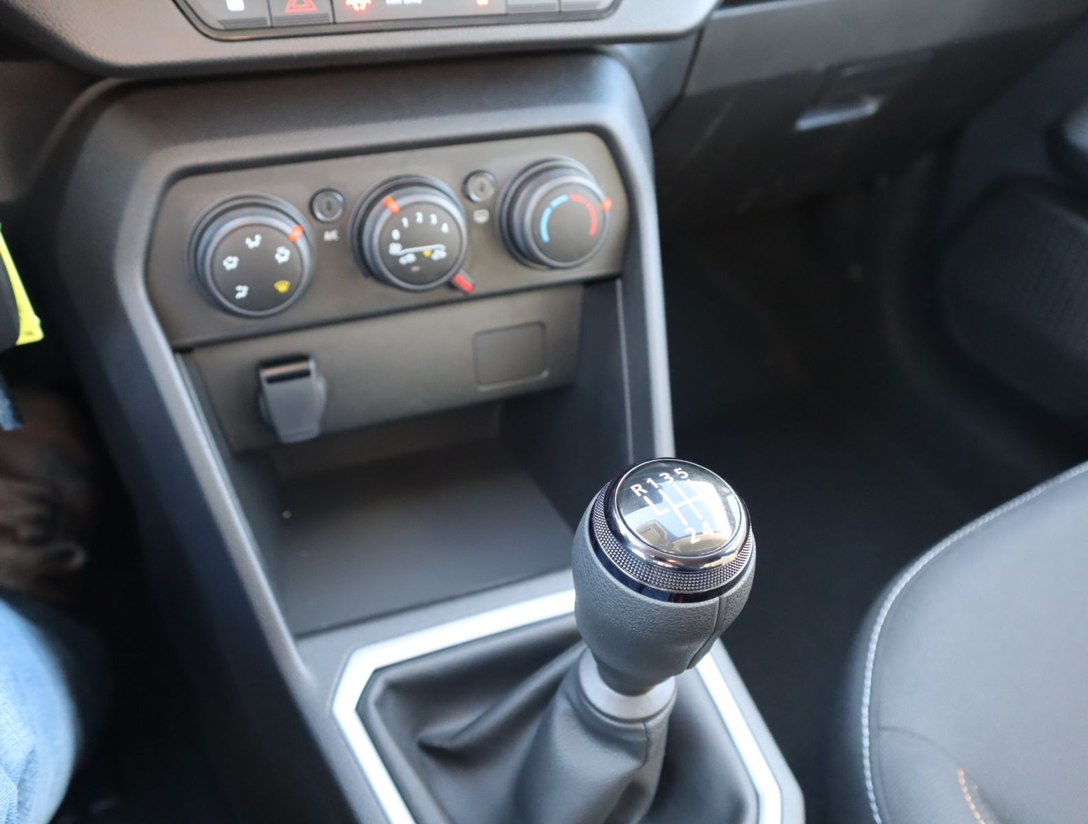 Dacia Sandero - Bild 13