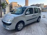 Renault Kangoo 1.5 dCi TRASPORTO DISABILI - gebrauchte Renault Kangoo aus dem Jahr 2011