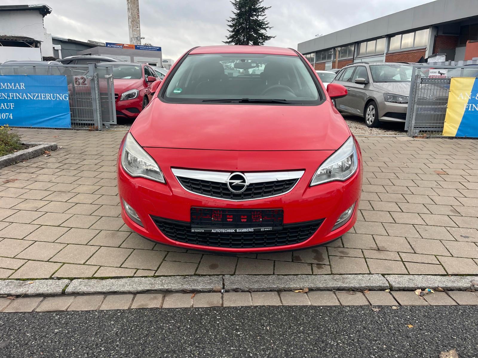 Opel Astra J Lim. 5-trg. Edition