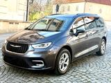 Chrysler PACIFICA 3.6 AWD LIMITED PANORAMA 2021 - graue Chrysler Pacifica