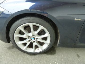 BMW 318 - 12