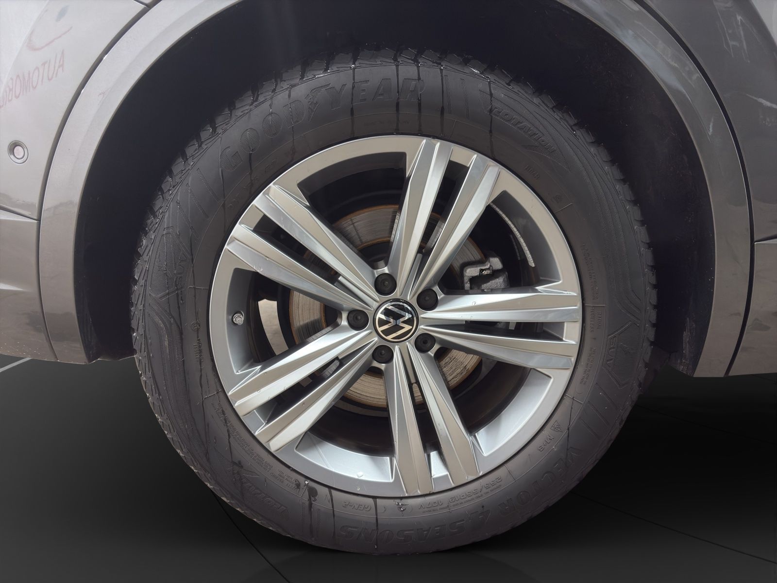 Volkswagen Touareg - Bild 14