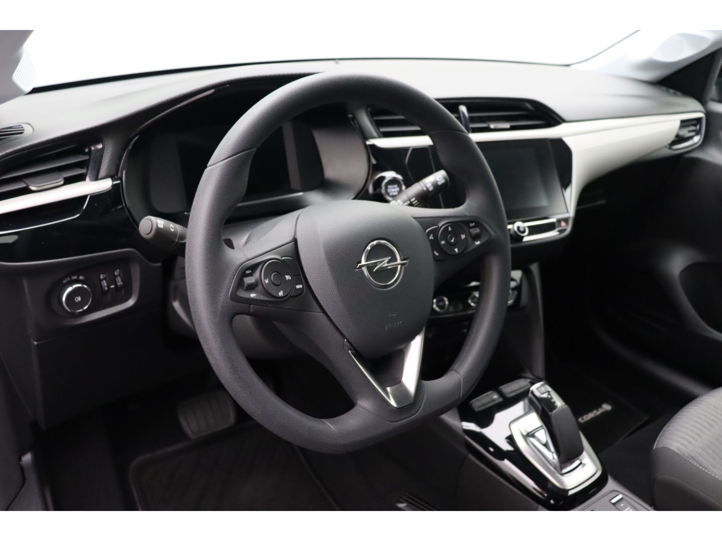 Fahrzeugabbildung Opel Corsa-e F AppleCP, Digitales Cockpit