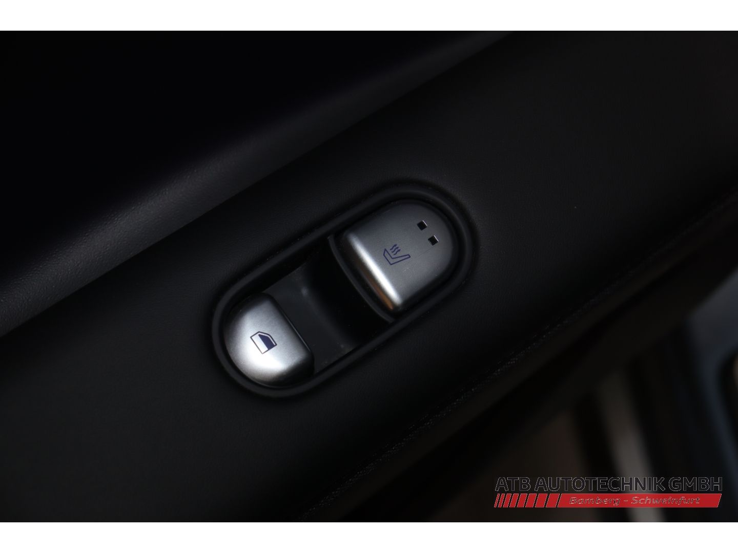 Fahrzeugabbildung Hyundai IONIQ 5 77,4 kWh UNIQ 4WD 97,7% SOH HUD El. Fond