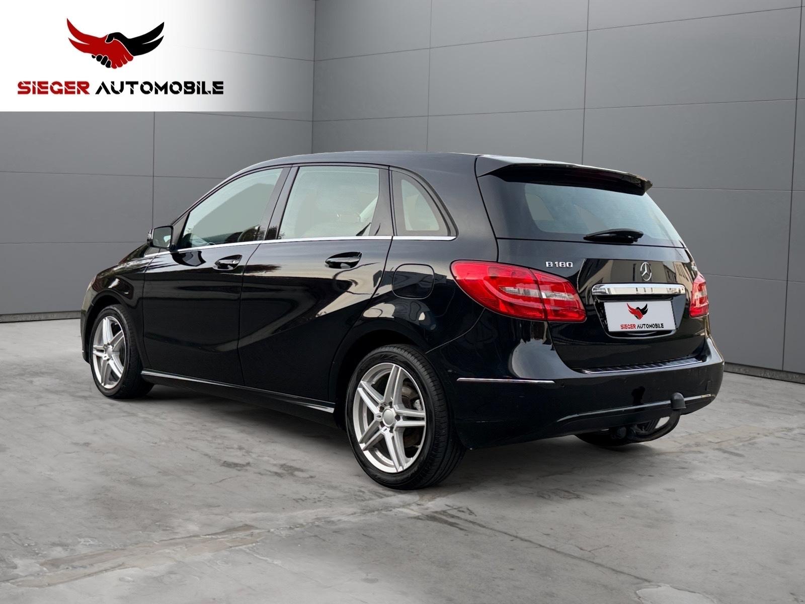 Mercedes-Benz B 180 Sports Tourer, AHK