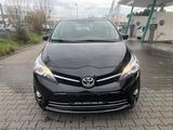 Toyota Verso Life - schwarze Toyota Verso