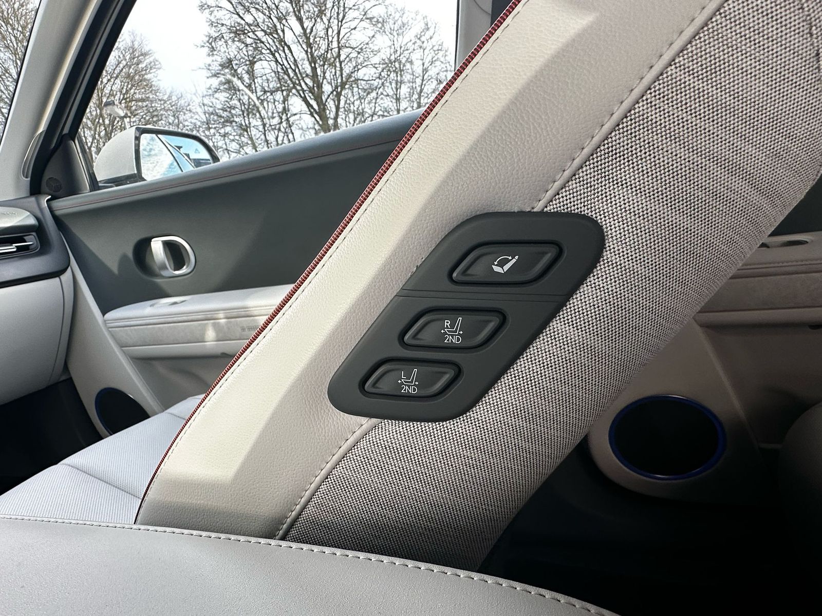 Fahrzeugabbildung Hyundai Ioniq 5 Uniq 4WD MEMO+LED+HEAD+SHZ+BOSE+ACC+360°