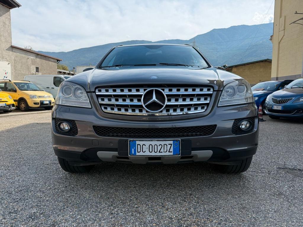 Mercedes-Benz ML 320