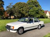 Opel Rekord E1 2.0 S - Opel Rekord: 2.2