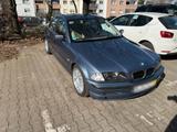 BMW E46 323i - BMW 323: Limousine, 323i