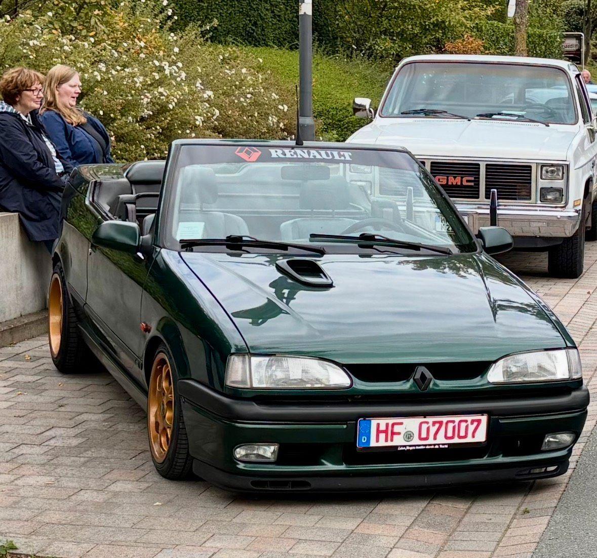Renault R 19