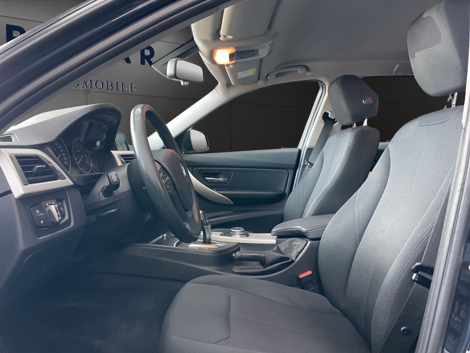 Fahrzeugabbildung BMW 316d Touring*Navi*Kamera*ACC*Sitzheizung*