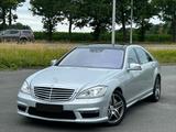Mercedes-Benz S 63 AMG S Limousine S 63 AMG L - Mercedes-Benz S 63 AMG aus 2011