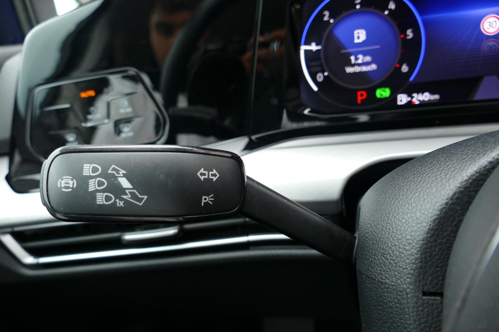 Volkswagen Golf VIII Variant 2.0 TDI Life DSG LED Navi ACC, миниатюра 11