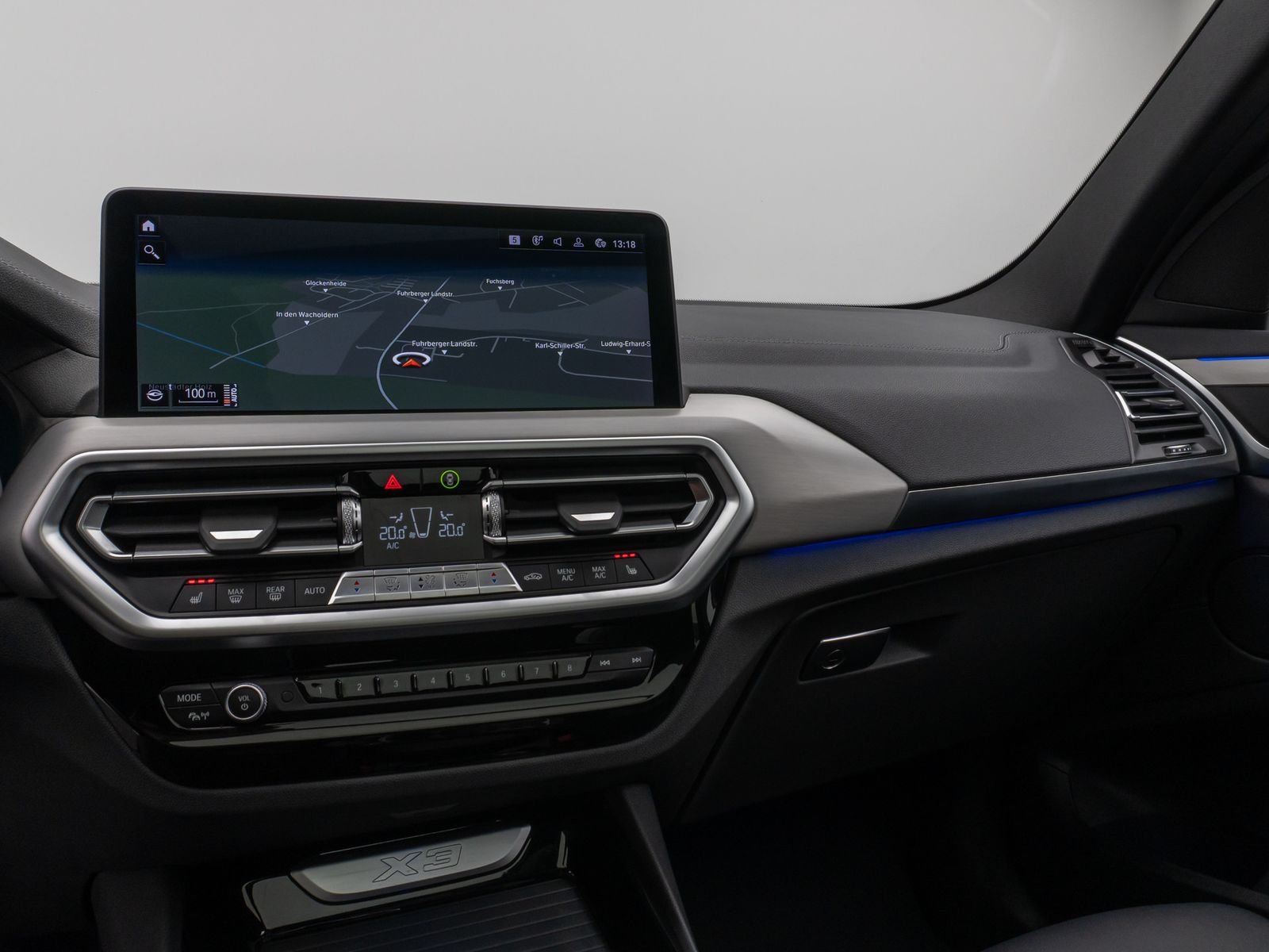 Fahrzeugabbildung BMW X3 xD20i M Sport Kamera Panorama DAB HiFi 20Zoll