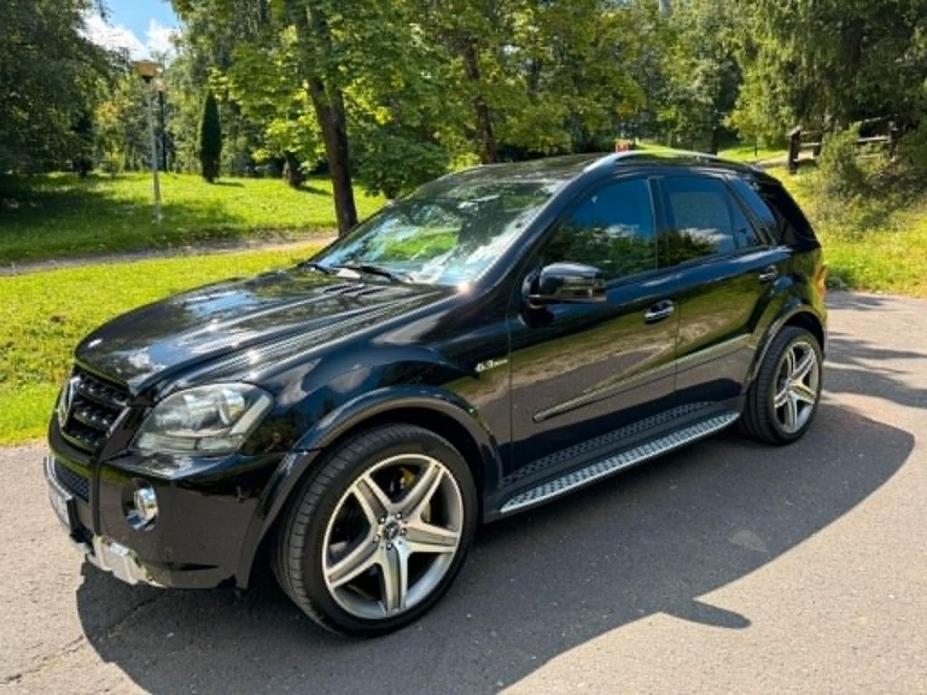 Mercedes-Benz ML 63 AMG