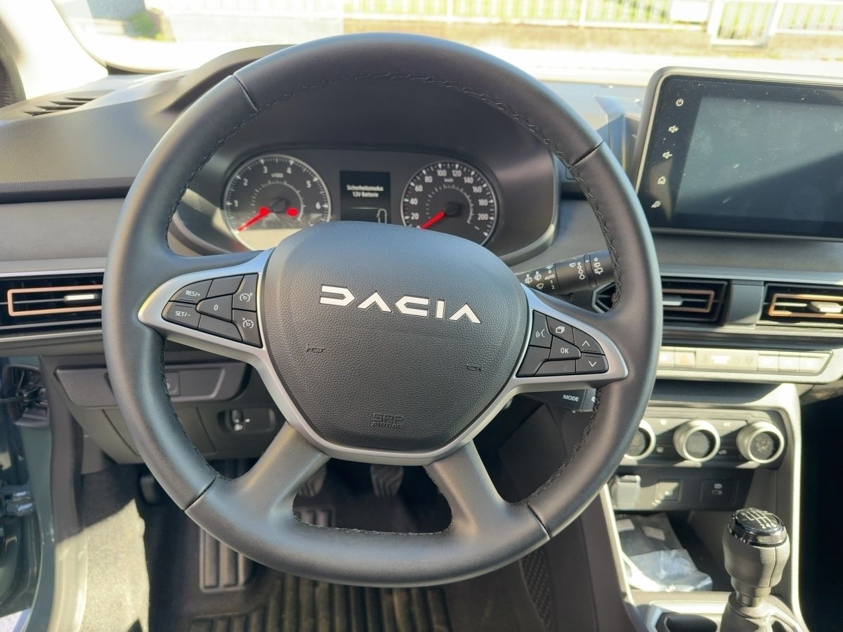 Fahrzeugabbildung Dacia Jogger Extreme+ TCe 110 EPH*SHZ*Kamera
