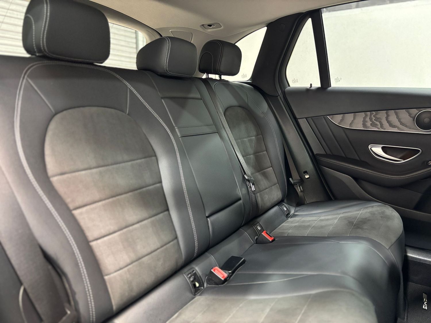 Fahrzeugabbildung Mercedes-Benz GLC 250 d AMG 4Matic#LED#Spur#360°#Alcantara