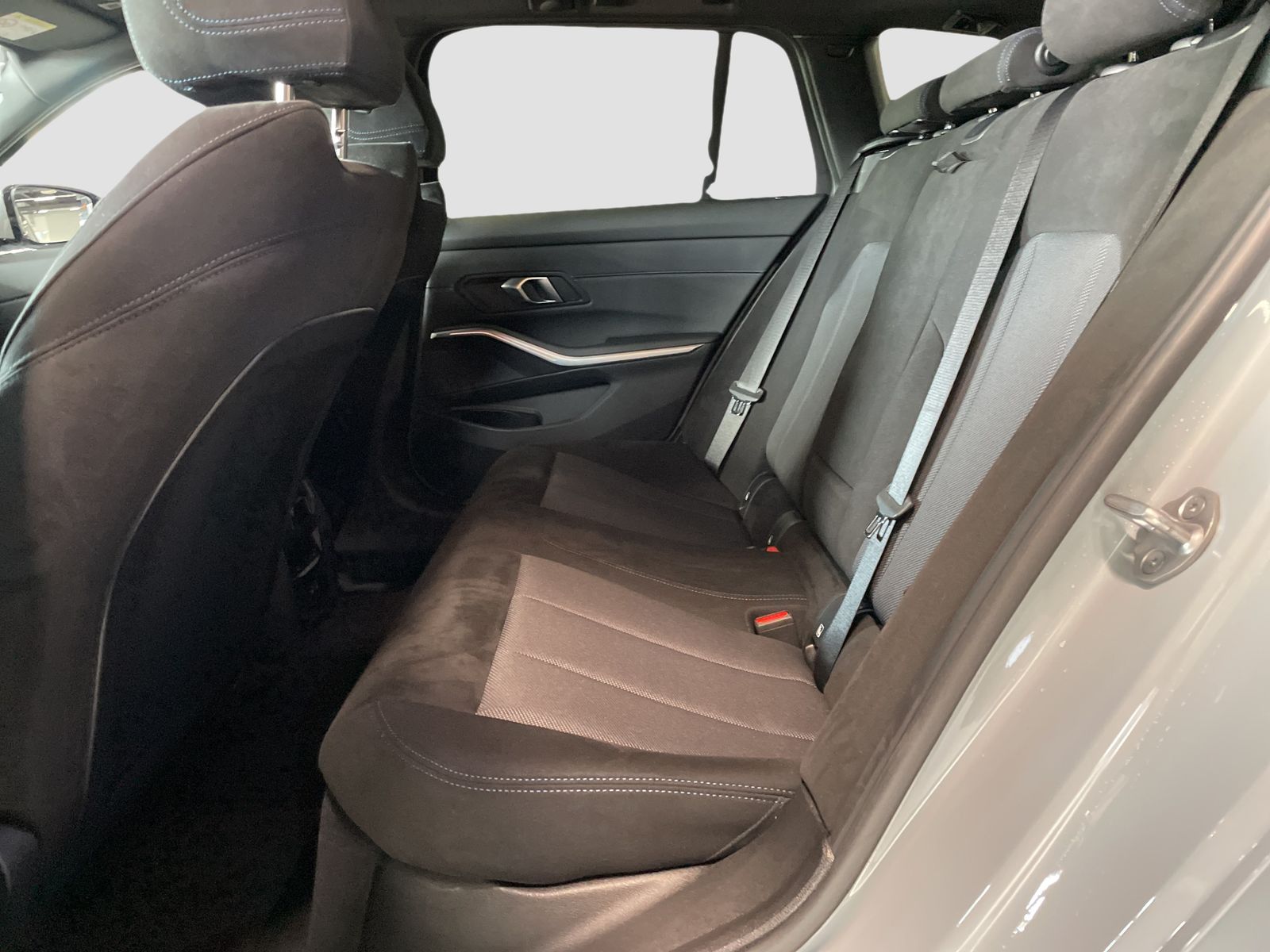 BMW 330 - Bild 10