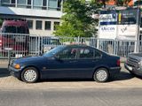 BMW 316i dunkelblau gepflegt fahrtüchtig 128 PS - BMW 316 aus 1999: 316i