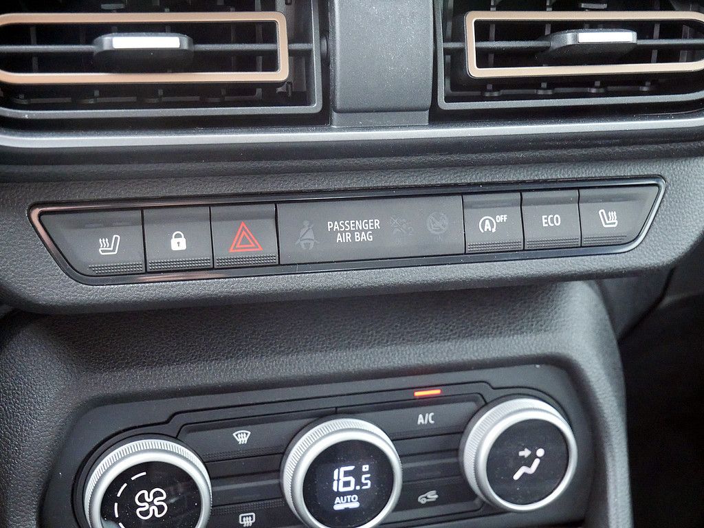 Fahrzeugabbildung Dacia Sandero Stepway Expression TCe 90