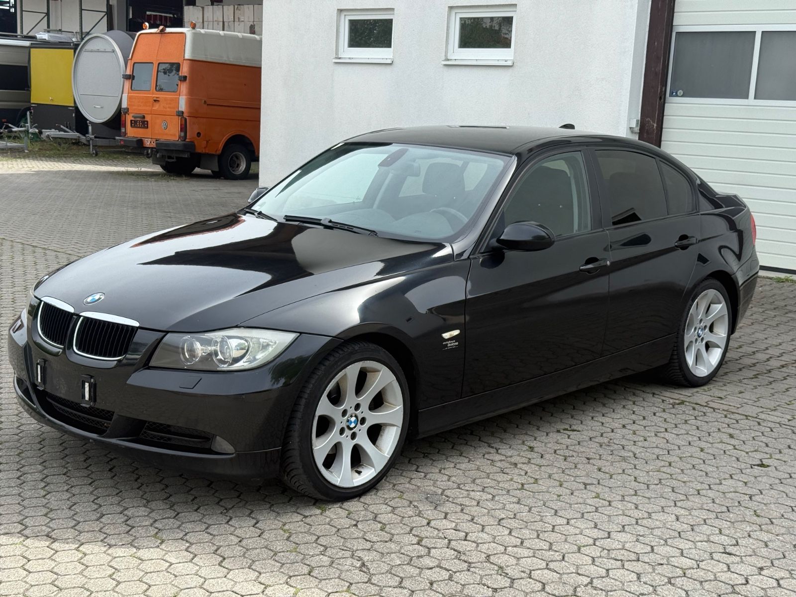 BMW 320 - 1