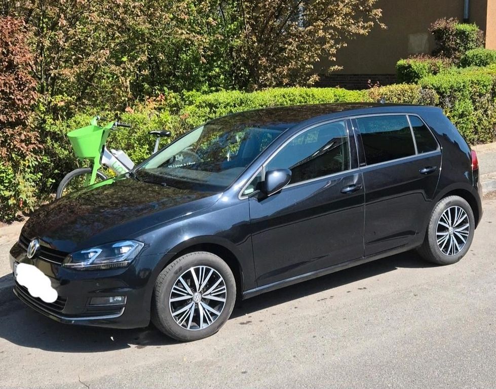 Image of Volkswagen Golf