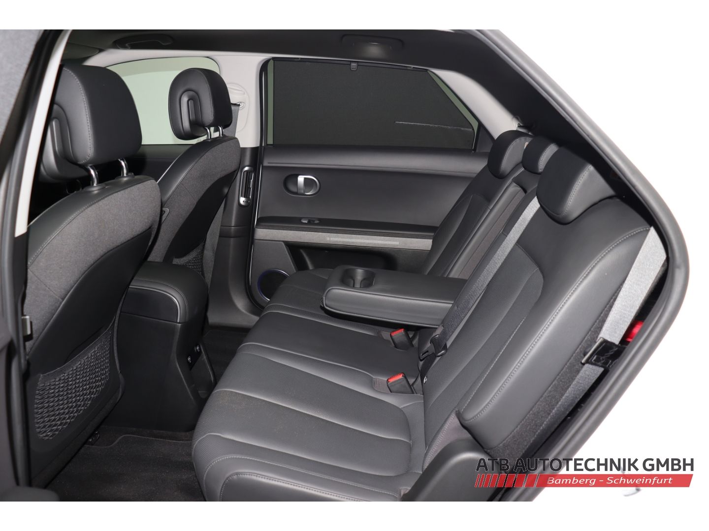 Fahrzeugabbildung Hyundai IONIQ 5 UNIQ 77,4kWh Batt. SOH98,1% 4WD HUD El.