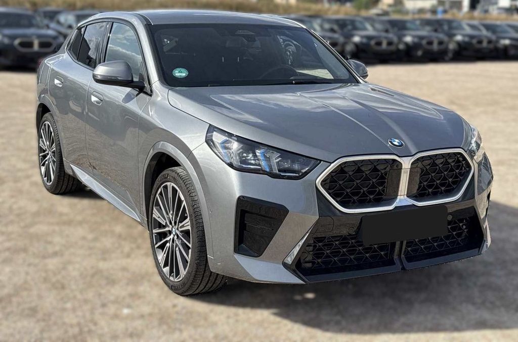 Image of BMW X2