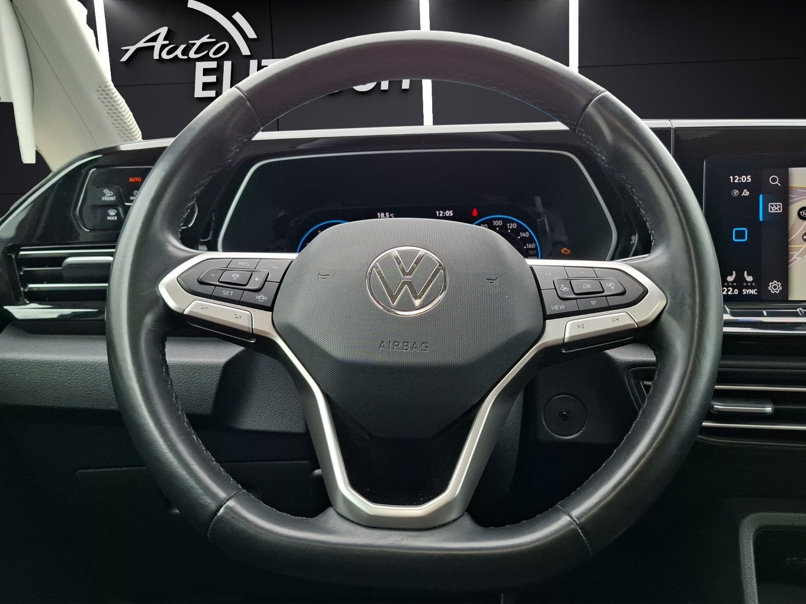 Fahrzeugabbildung Volkswagen Caddy TSI Maxi Move DSG 7-Si LED Navi AID Pano A
