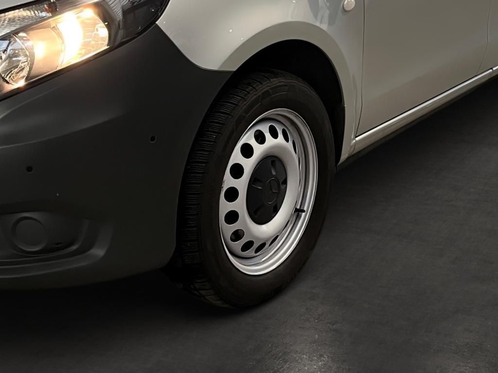 Fahrzeugabbildung Mercedes-Benz Vito 114 Mixto kompakt 4x4 5 Sitze SHZ PTS 2xST