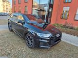 Audi SQ7 4.0 TDI quattro 7-Sitzer ACC Pano Laser NAV - Audi SQ7 aus 2019