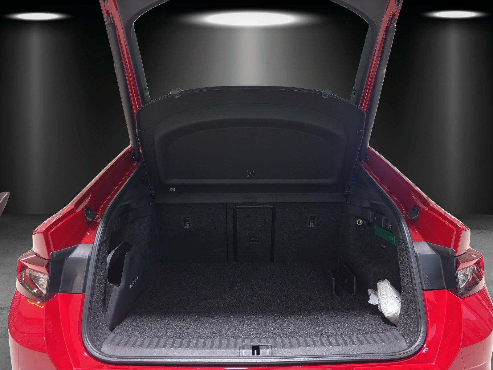 Fahrzeugabbildung SKODA Enyaq Coupe 85 Sportline