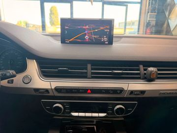 Audi Q7 - 10