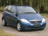 Mercedes-Benz A 160 A -Klasse A 160 TÜV 08/2026 S-HEFT P-DACH - Mercedes-Benz A 160: Panorama-Dach