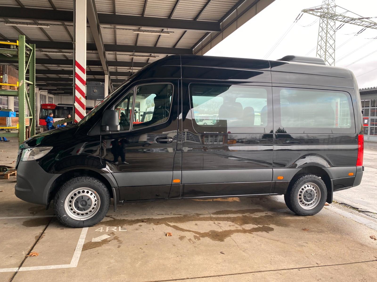 Mercedes-Benz Tremonia Sprinter Mobility 23 3,5t PKW Rollstuhl