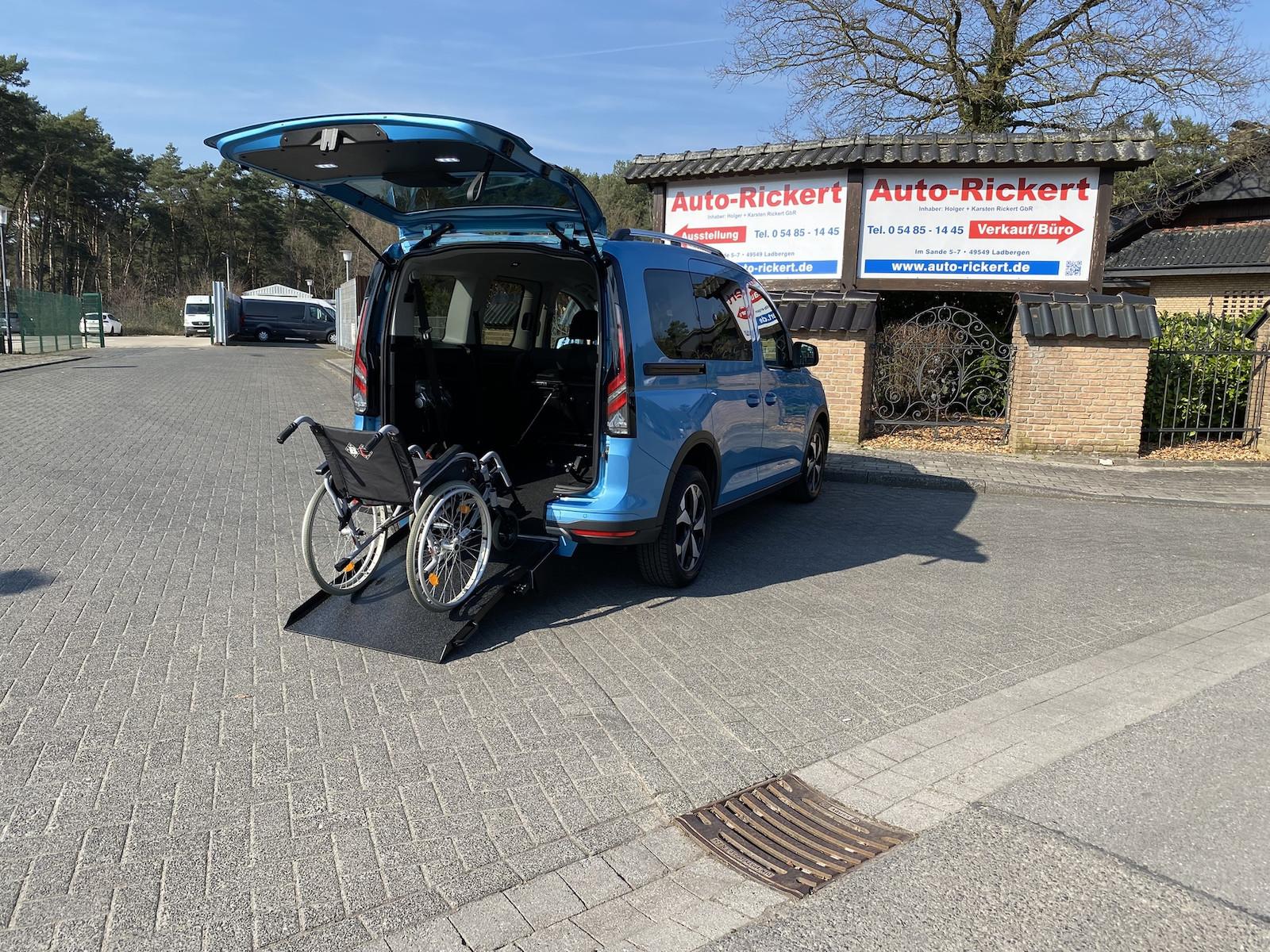 Volkswagen Caddy Tourneo Active, LED, neuer Rollstuhlumbau,