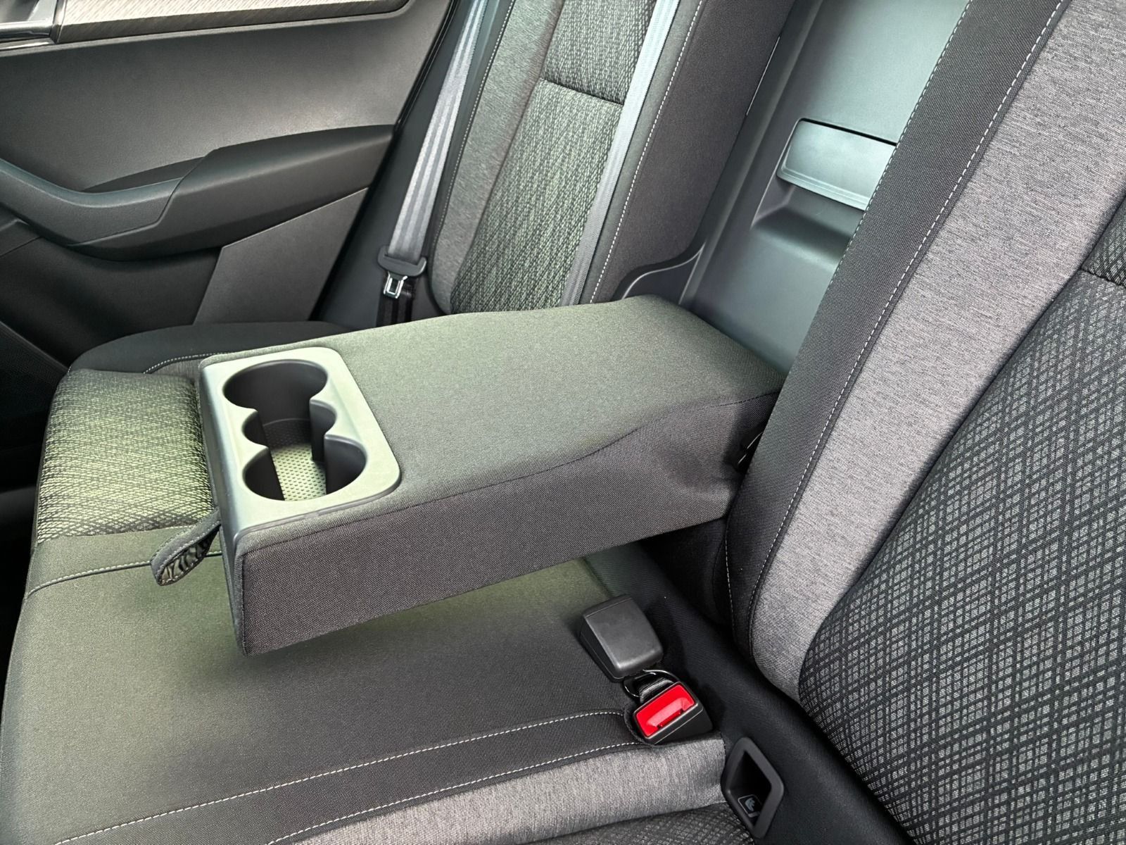 Fahrzeugabbildung SKODA Karoq 1.5 TSI ACT Selection OPF