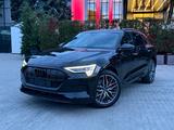 Audi e-tron 55 quattro advanced advanced - Audi e-tron von privat