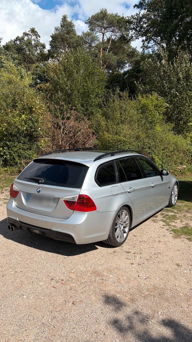 BMW 325, 2006