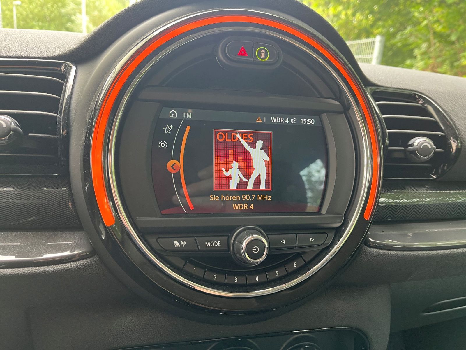 Fahrzeugabbildung MINI COOPER Clubman NAVI SHZ PDC ALU