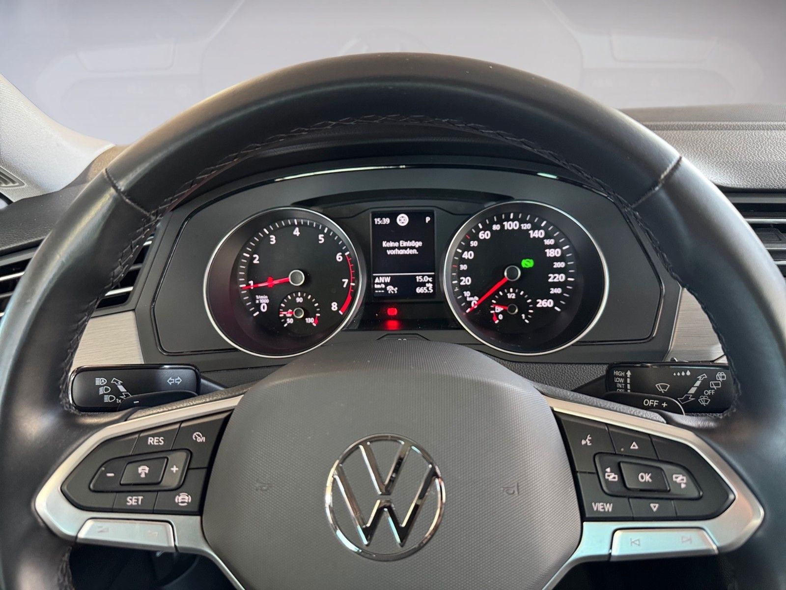 Fahrzeugabbildung Volkswagen Passat Variant 1.5 TSI