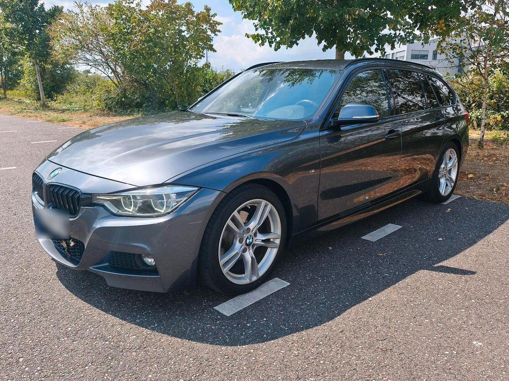 Image of BMW 320