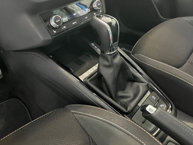 Fahrzeugabbildung SKODA Kamiq 1.0 TSI DSG SCOUTLINE STHZG NAVI KAMERA GJ