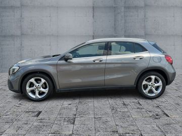 Mercedes GLA 180 - 4