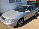 Opel Omega B 2,2 - Opel Omega mit Benzin-Antrieb: Navigationssystem