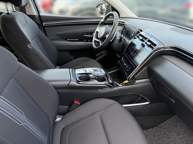 Fahrzeugabbildung Hyundai Tucson Trend Plug-In Hybrid 4WD +KLIMA+LED+PDC+U